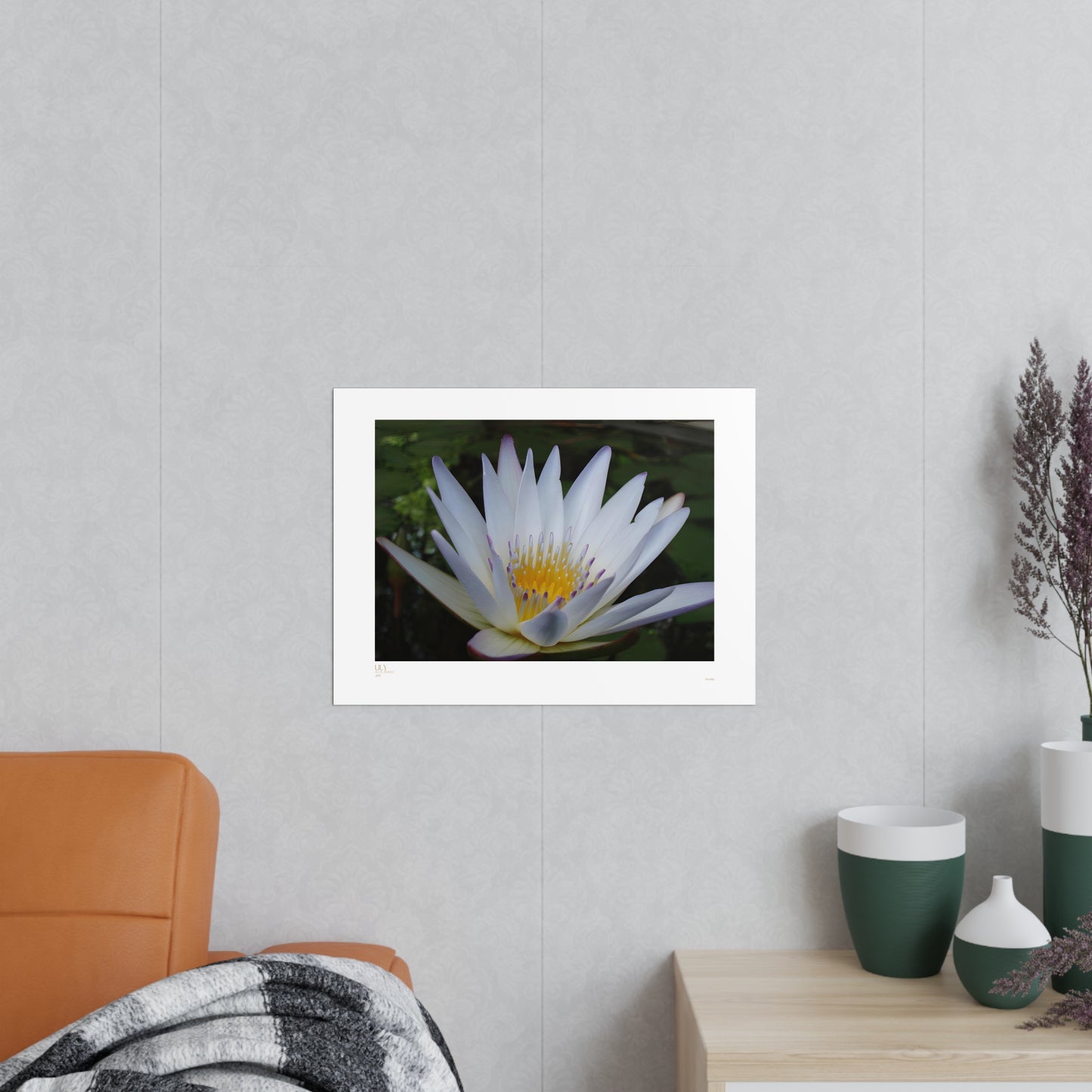 Lily Matte Photograph Horizontal Posters EU