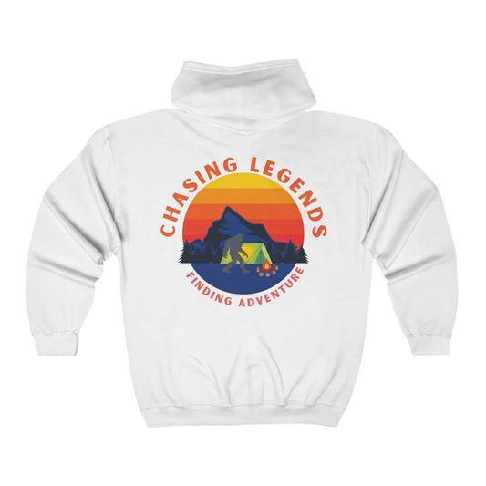 Bigfoot Adventure: Chasing Legends Unisex Heavy Blend™ Full Zip Hooded Sweatshirt EU